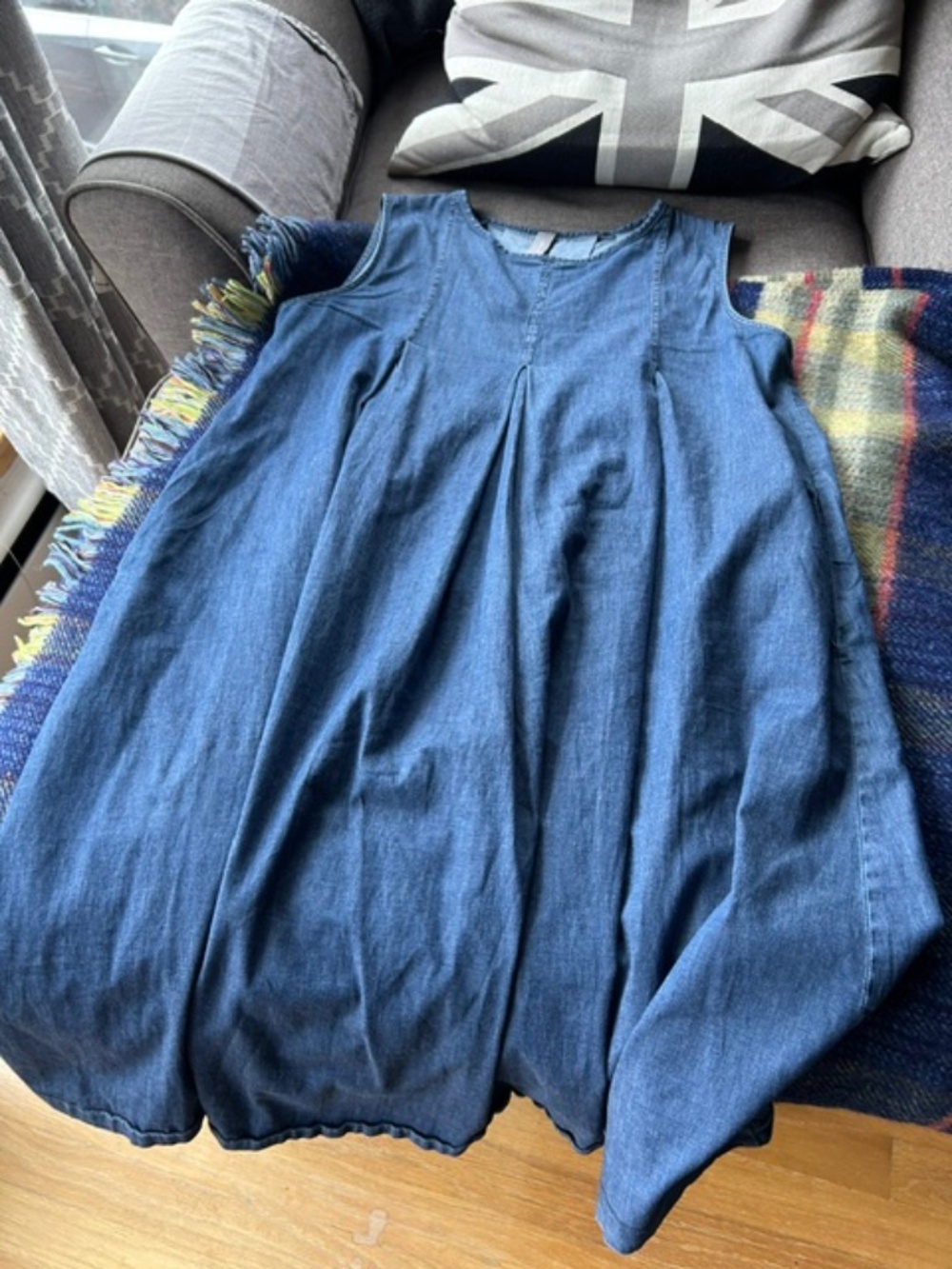 Nina Loca denim midi dress / tunic. Suitable for Maternity wear!